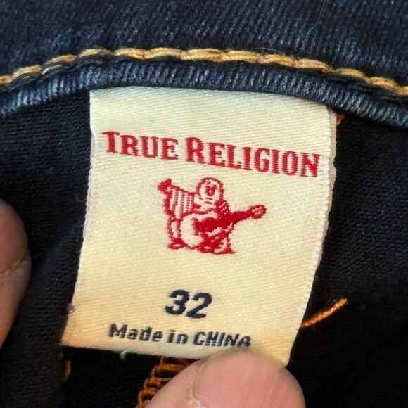 True Religion Becca NWOT  Mid Rise Flap Pocket Boot. Cut Jeans Sz 32 - Picture 6 of 13